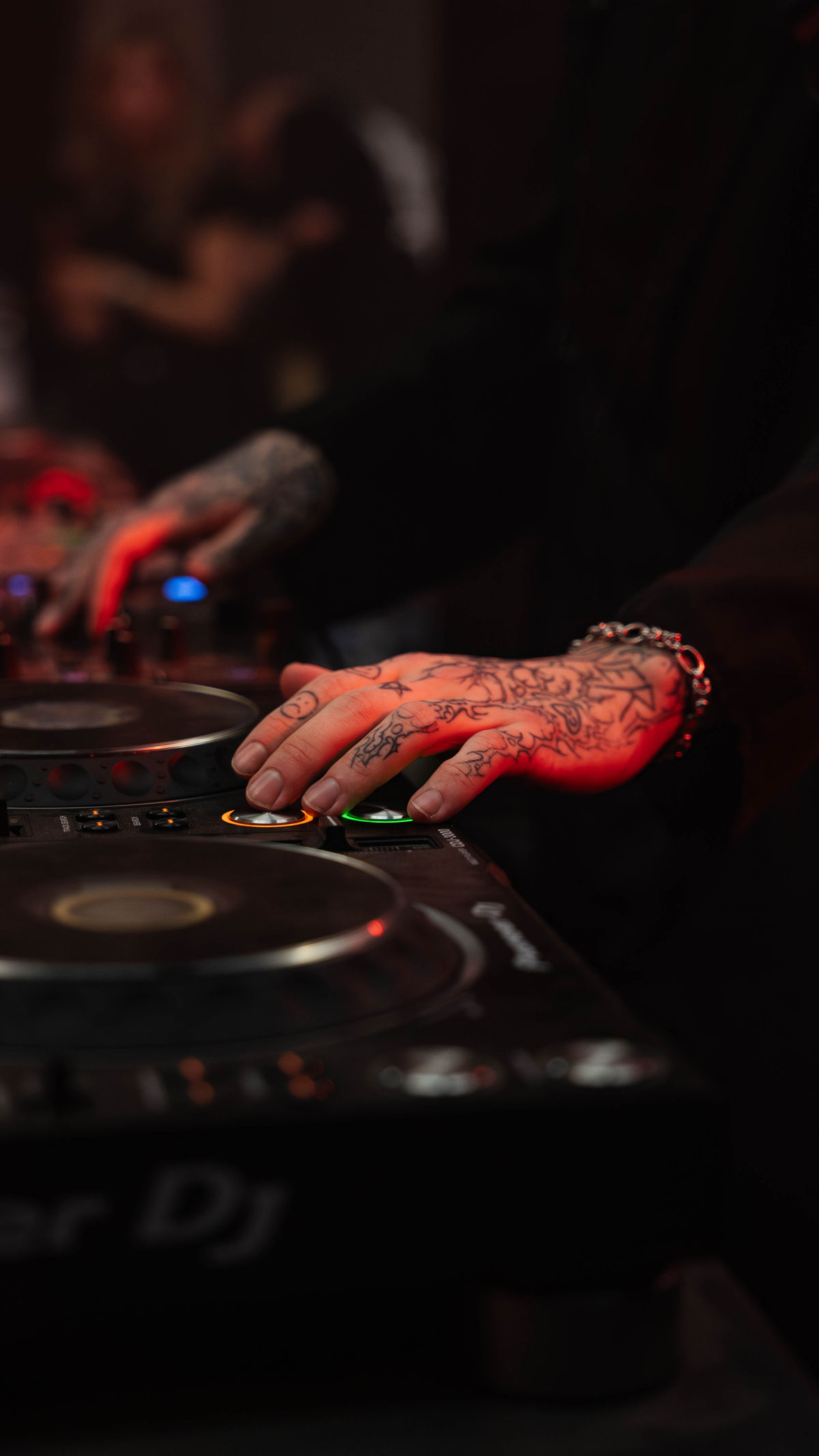 Loading... just a sec